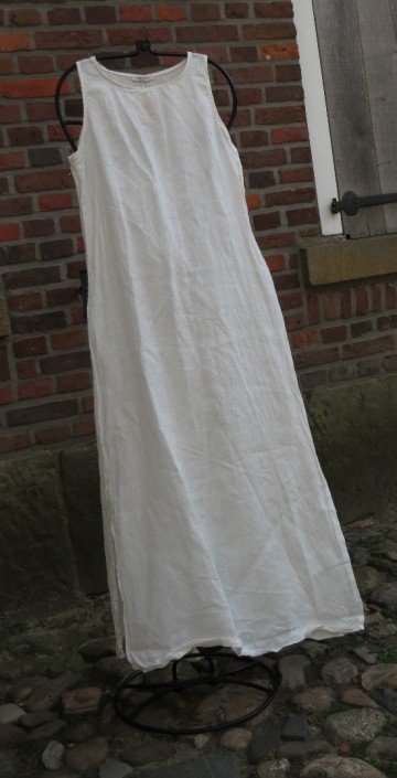 runkelstein leinen unterkleid
