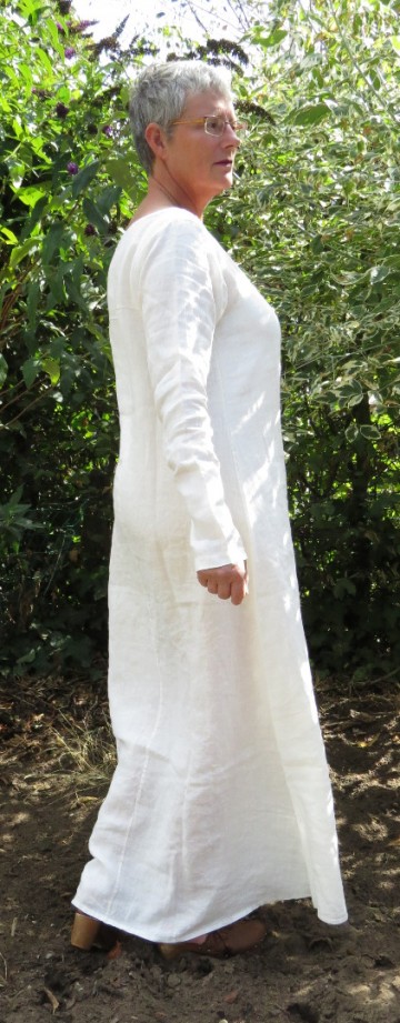 runkelstein Leinen Unterkleid